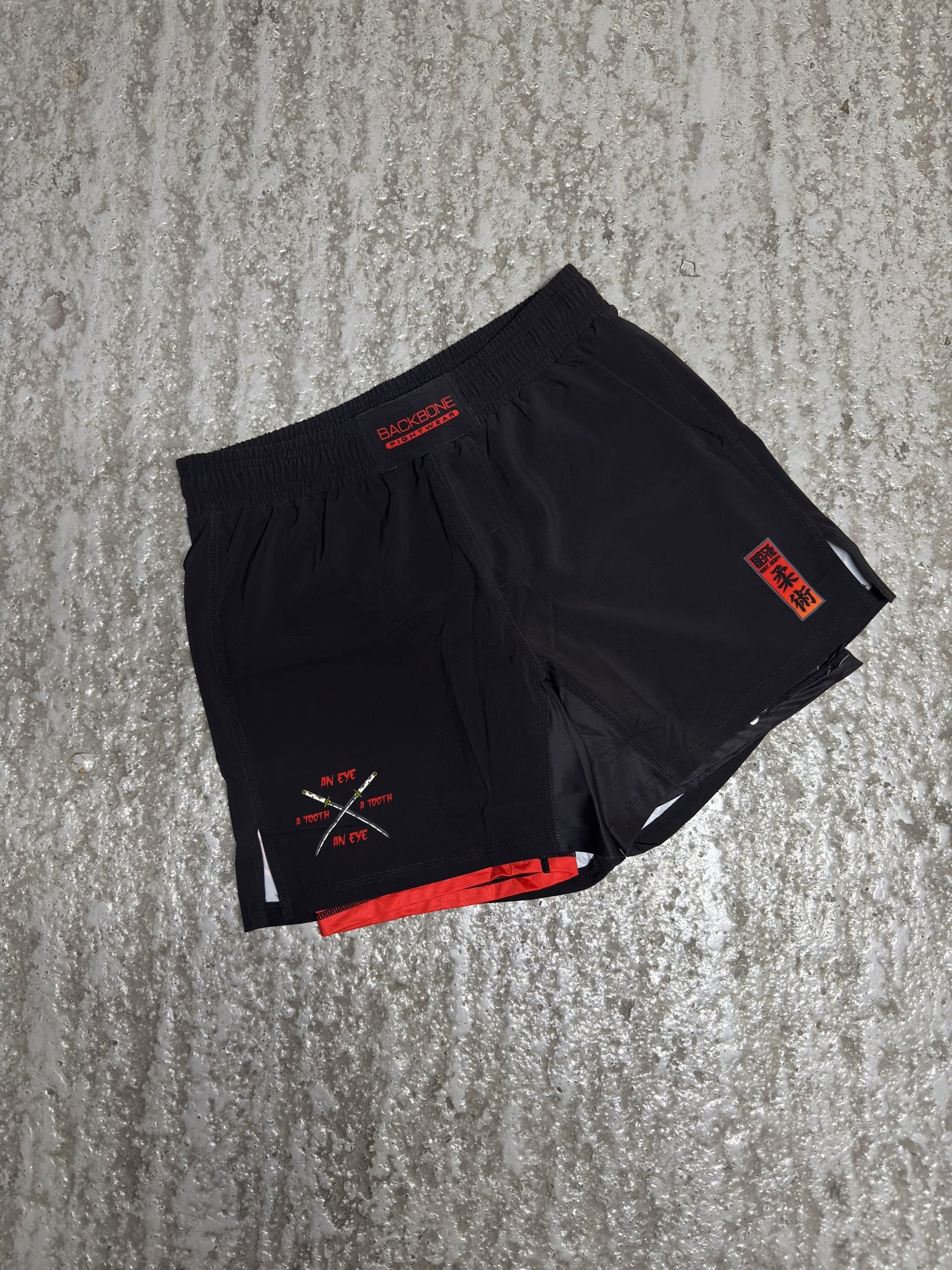 ExE | TxT Shorts Black