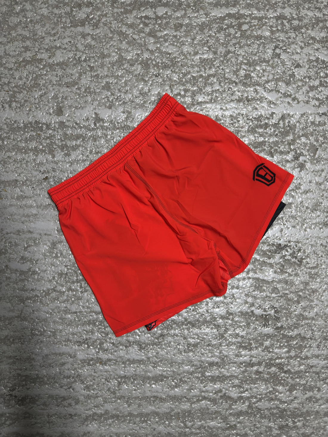 ExE | TxT Shorts Red