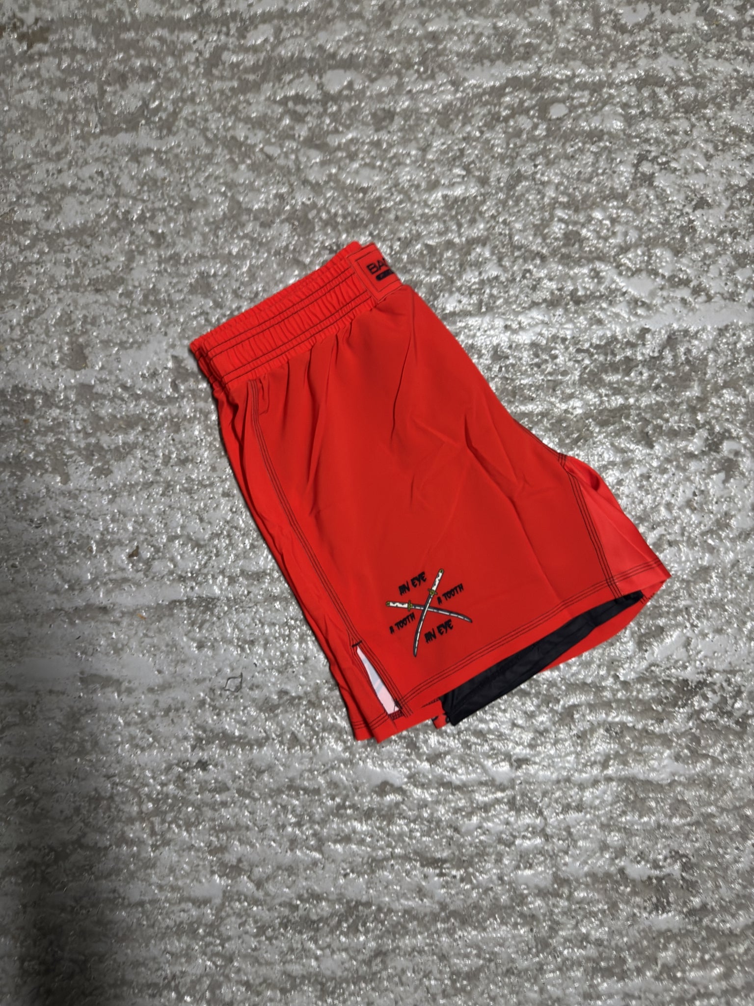 ExE | TxT Shorts Red